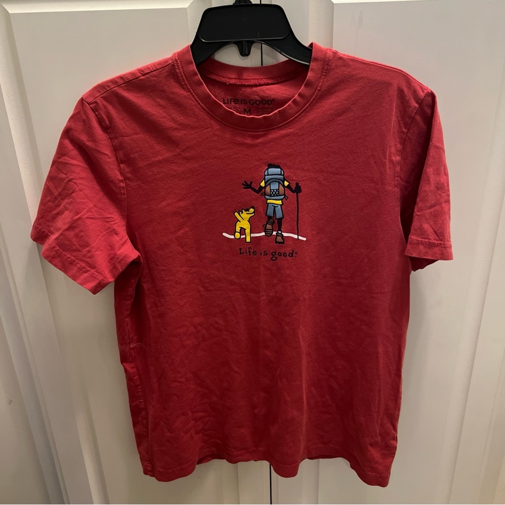Life is Good Jake & Rocket BACKPACKING Short Sleeve T-Shirt Medium